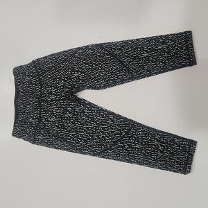 Sweaty Betty power crop leggings black monogram print XS NWT